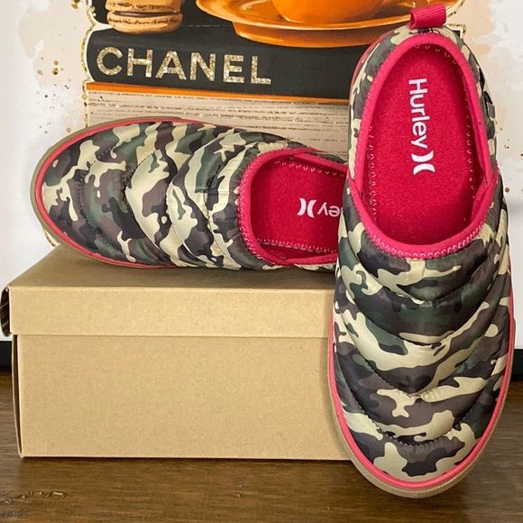 Hurley Shoes - HURLEY “Puff Kayo” Quilted Chukka Slip Ons Shoes